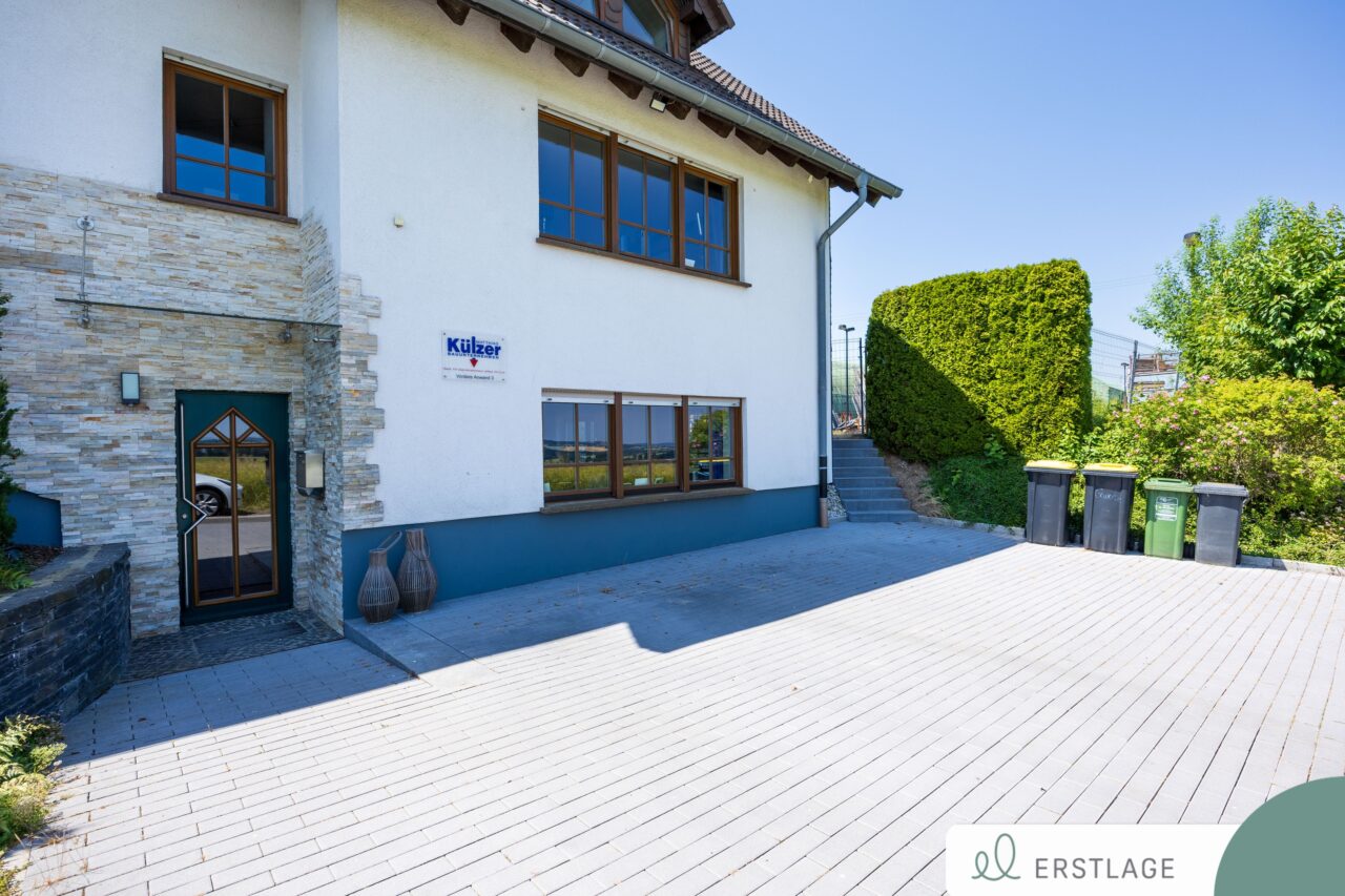 BÜROFLÄCHE MIT OPTIONALER BAUHOF-AUSSENFLÄCHE IN LINGERHAHN