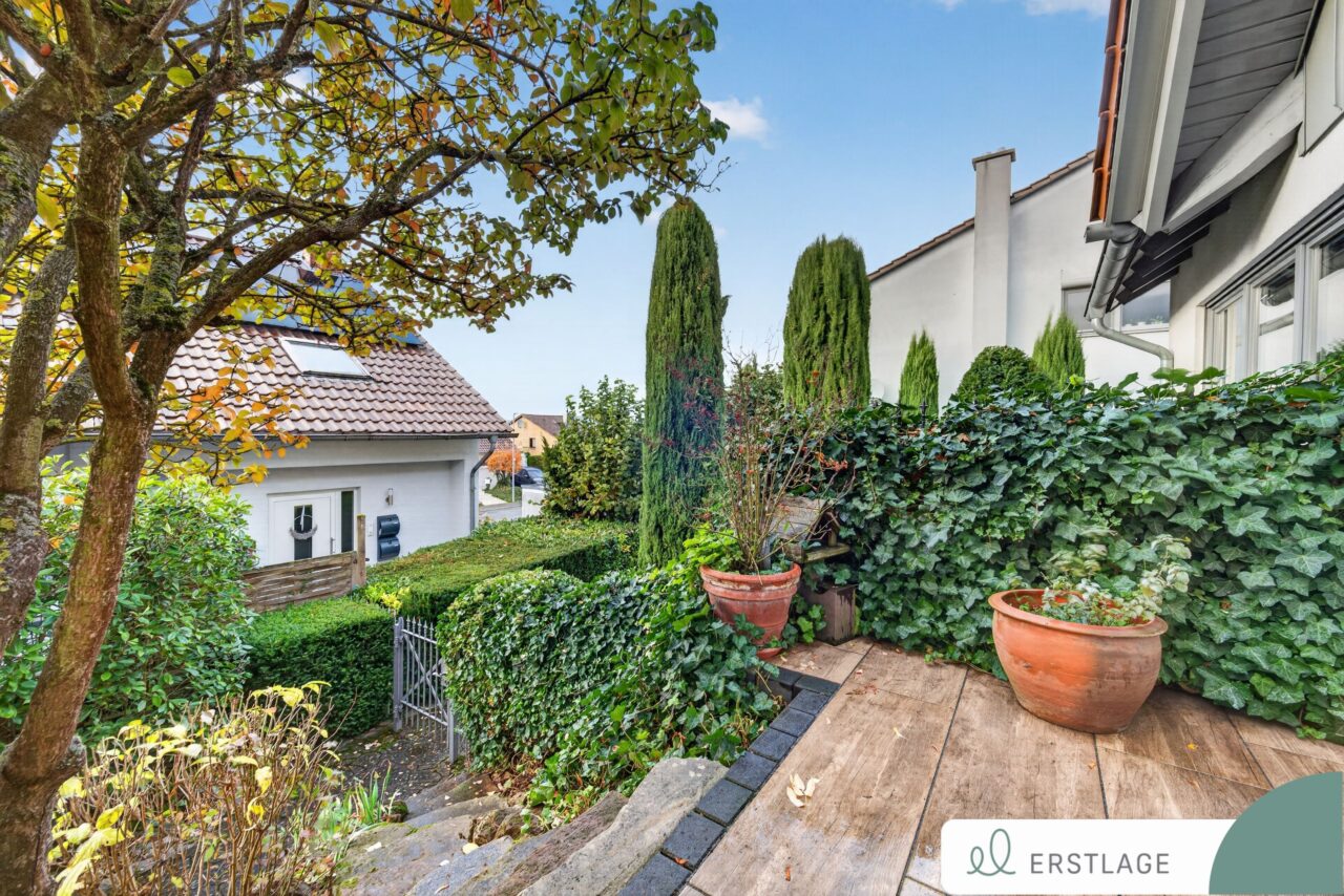 Terrasse mit Gartenzugang