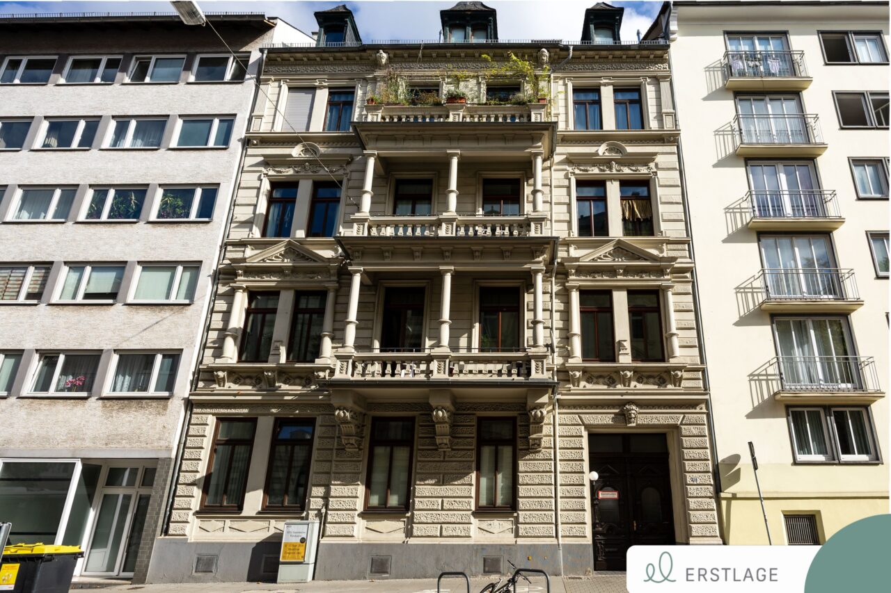 SO WOHNT WIESBADEN – Altbauetage mit Stuck, Parkett und doppeltem Potenzial